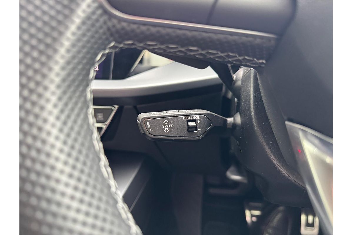 2024 Audi A3 35 TFSI S line GY