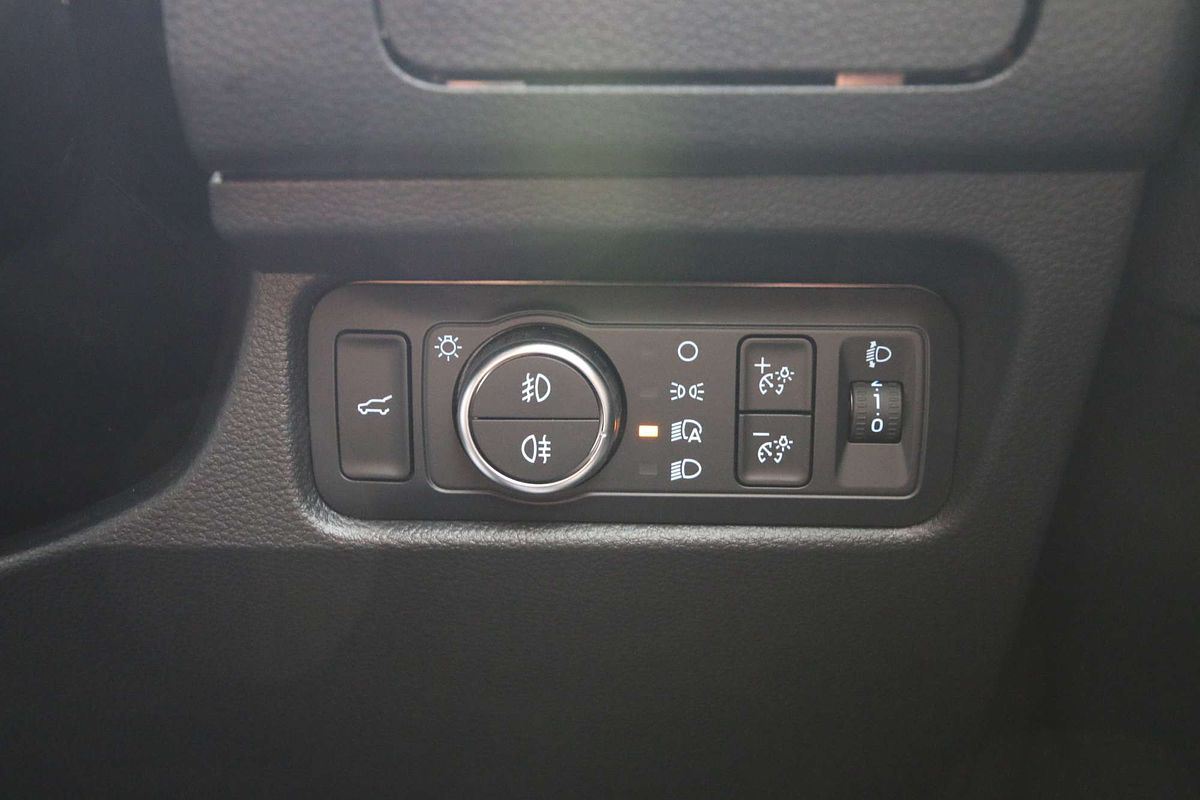 2025 Ford Everest Trend