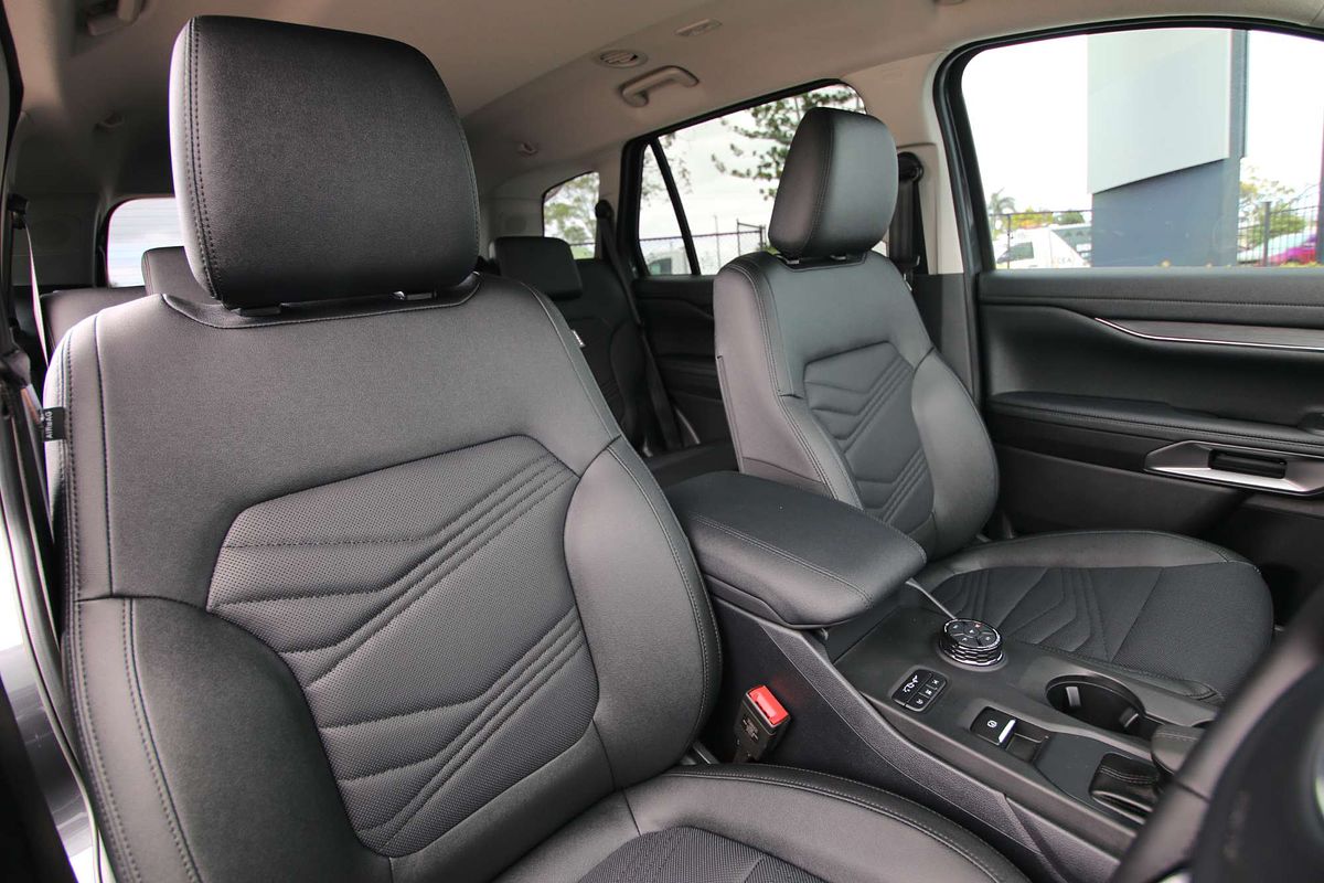 2025 Ford Everest Trend
