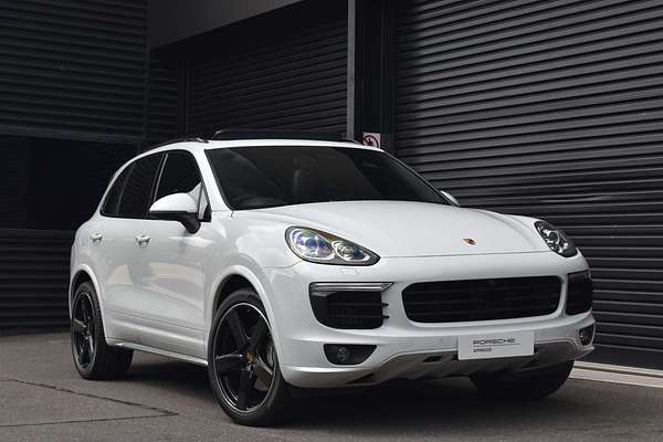 2017 Porsche Cayenne S Diesel Platinum Edition 92A