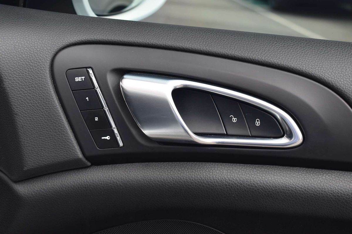 2017 Porsche Cayenne S Diesel Platinum Edition 92A