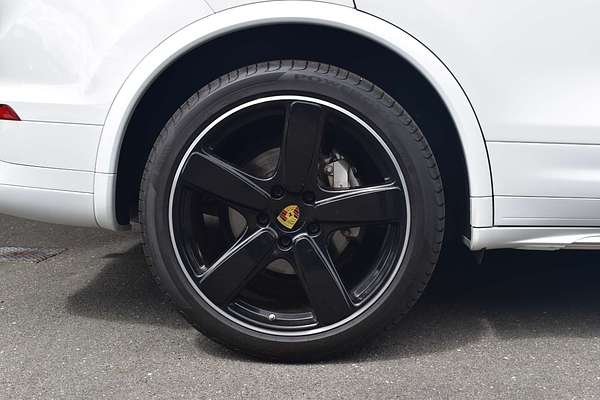 2017 Porsche Cayenne S Diesel Platinum Edition 92A