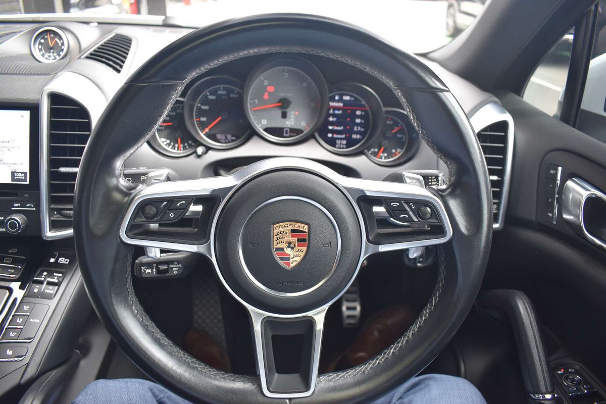 2017 Porsche Cayenne S Diesel Platinum Edition 92A