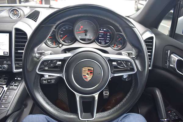 2017 Porsche Cayenne S Diesel Platinum Edition 92A