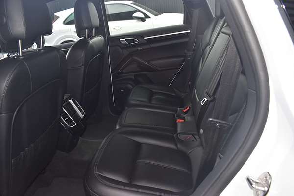 2017 Porsche Cayenne S Diesel Platinum Edition 92A