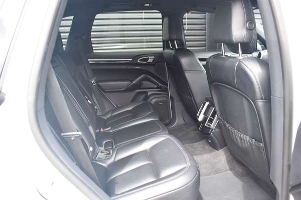 2017 Porsche Cayenne S Diesel Platinum Edition 92A