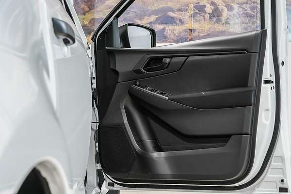 2025 Isuzu D-MAX SX 4X4