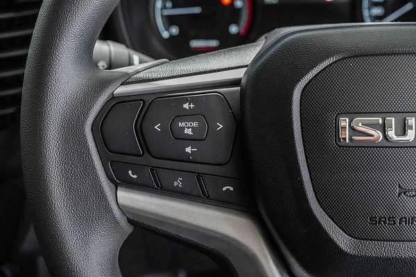 2025 Isuzu D-MAX SX 4X4