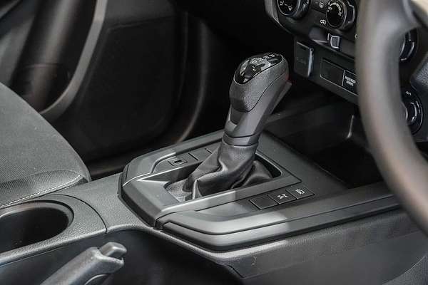 2025 Isuzu D-MAX SX 4X4