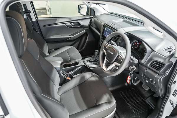 2025 Isuzu D-MAX SX 4X4