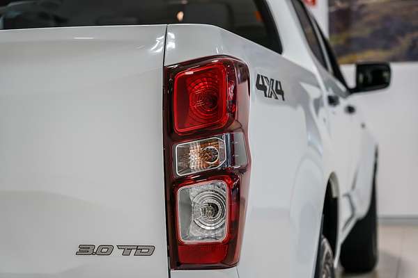 2025 Isuzu D-MAX SX 4X4