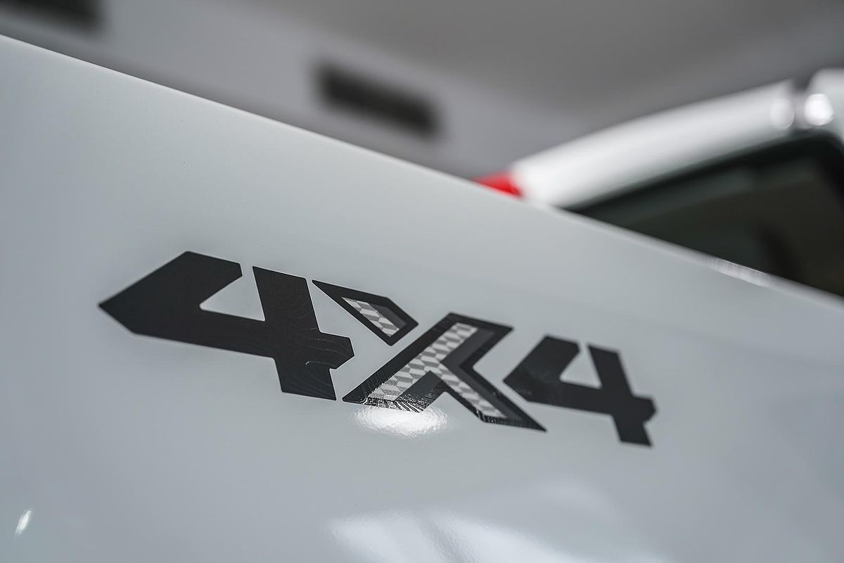 2025 Isuzu D-MAX SX 4X4