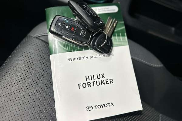 2022 Toyota Hilux Rugged X GUN126R 4X4