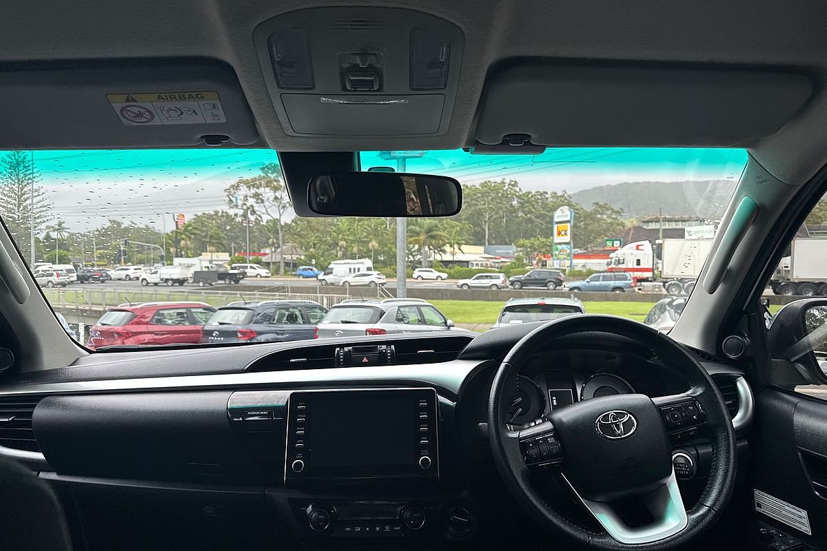 2021 Toyota Hilux SR5 GUN126R 4X4