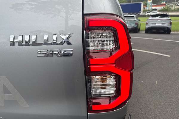 2021 Toyota Hilux SR5 GUN126R 4X4