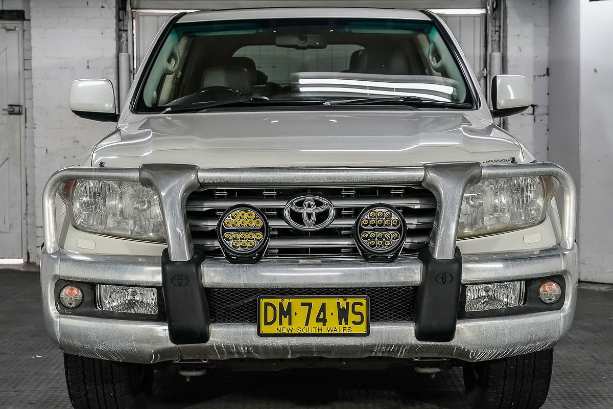 2011 Toyota Landcruiser Sahara VDJ200R