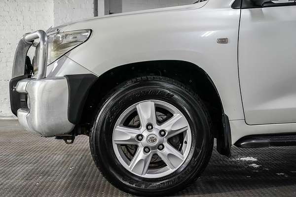 2011 Toyota Landcruiser Sahara VDJ200R