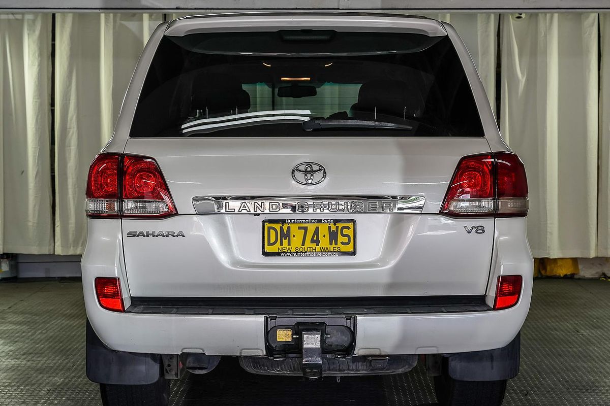 2011 Toyota Landcruiser Sahara VDJ200R