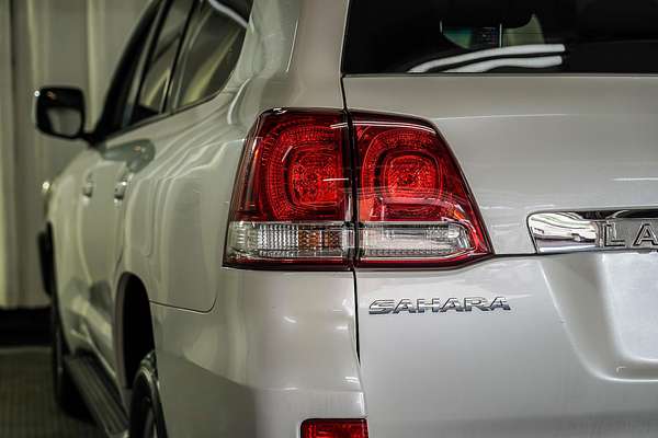 2011 Toyota Landcruiser Sahara VDJ200R