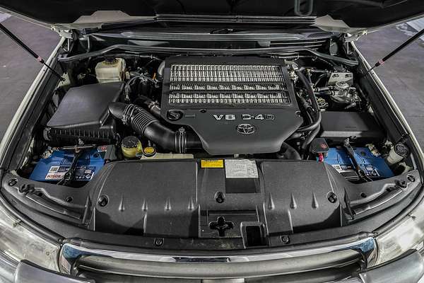 2011 Toyota Landcruiser Sahara VDJ200R