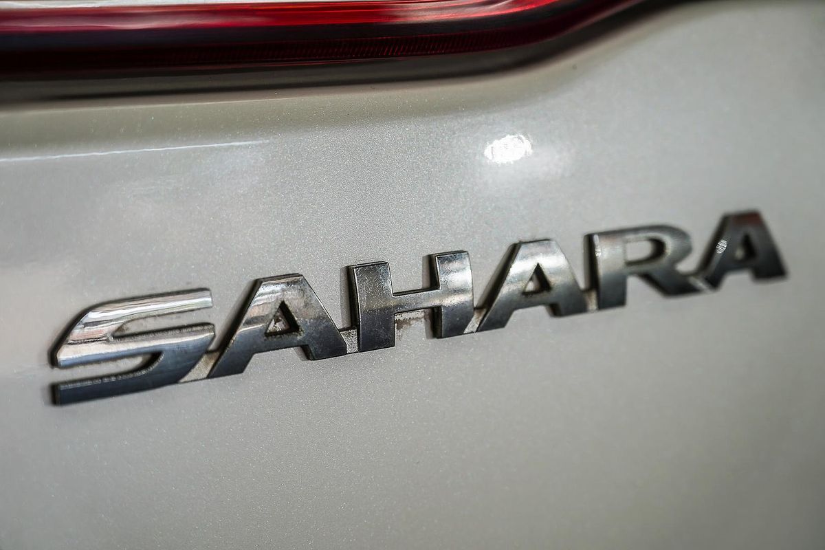 2011 Toyota Landcruiser Sahara VDJ200R