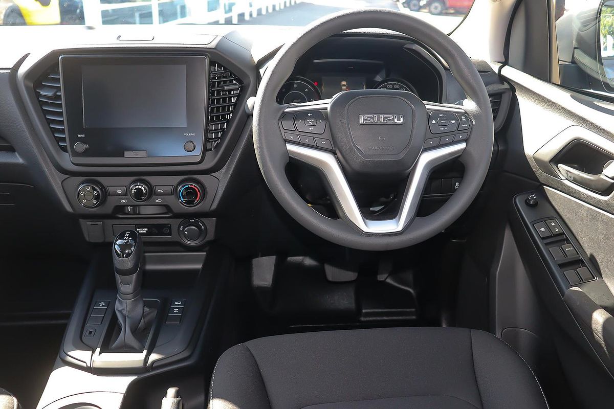 2025 Isuzu D-MAX SX 4X4
