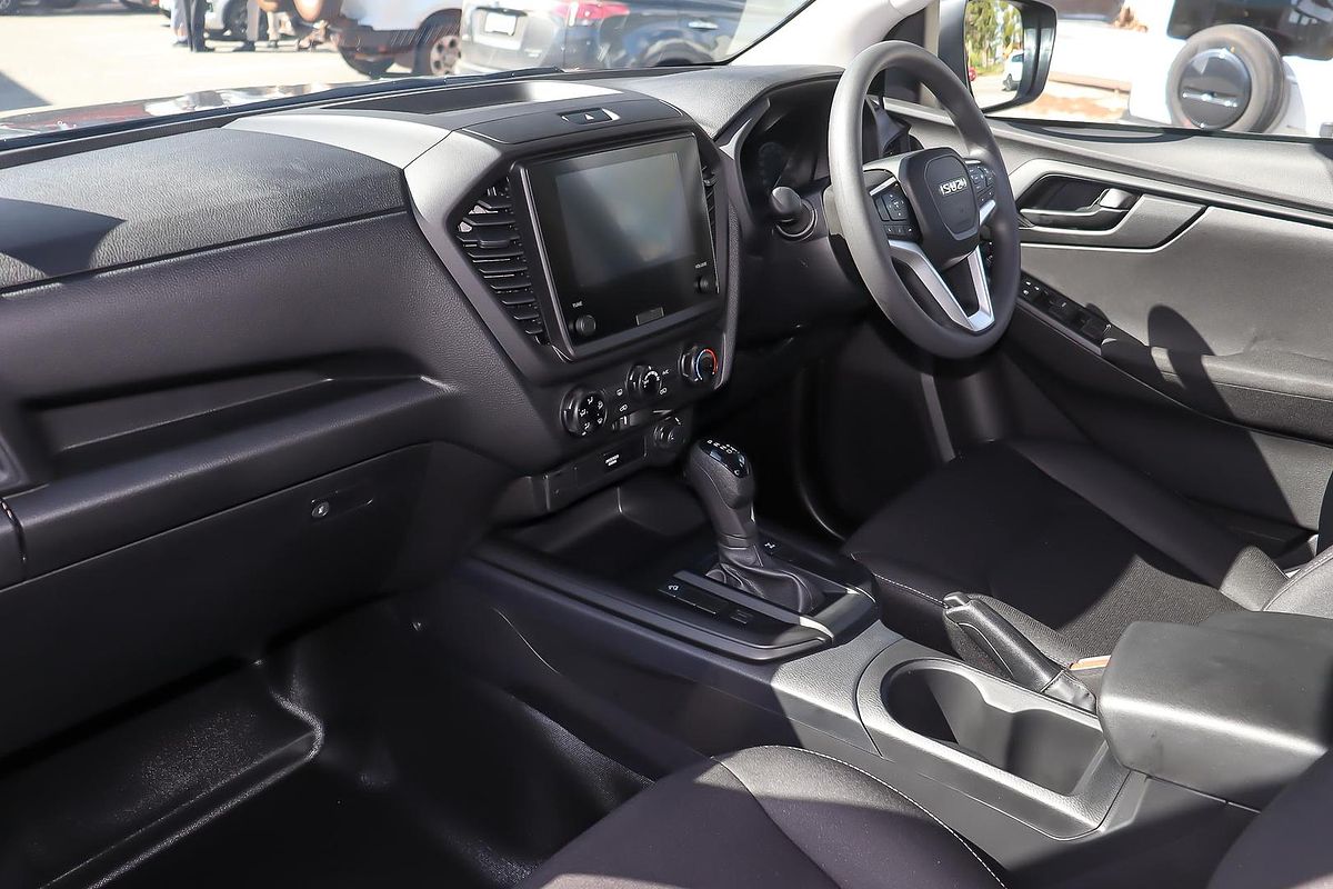 2025 Isuzu D-MAX SX 4X4