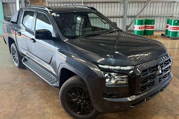2025 Mitsubishi Triton GSR MV 4X4