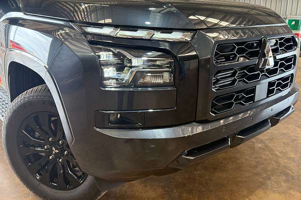 2025 Mitsubishi Triton GSR MV 4X4