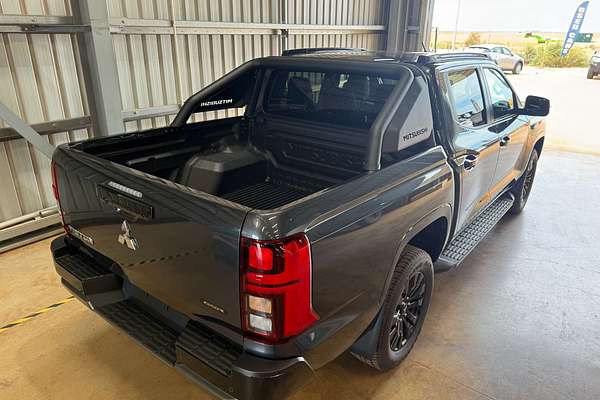 2025 Mitsubishi Triton GSR MV 4X4