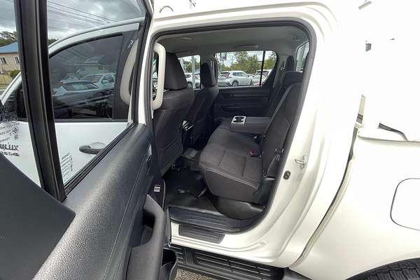 2021 Toyota Hilux SR GUN126R 4X4