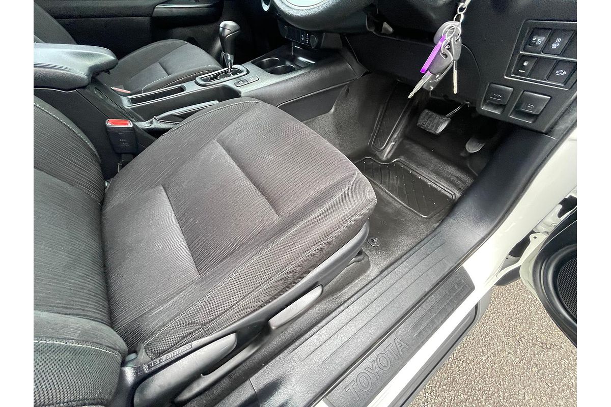 2021 Toyota Hilux SR GUN126R 4X4