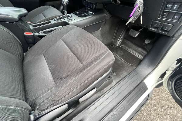 2021 Toyota Hilux SR GUN126R 4X4