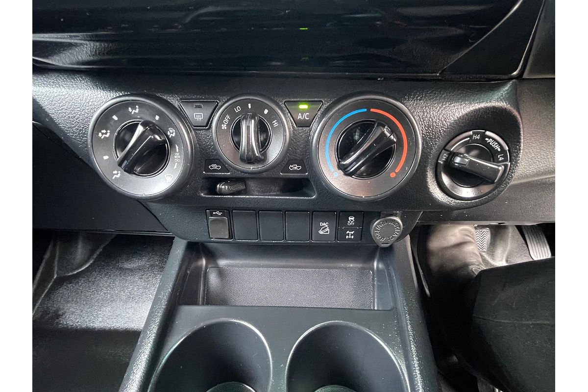 2021 Toyota Hilux SR GUN126R 4X4