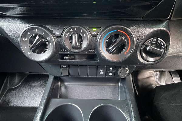 2021 Toyota Hilux SR GUN126R 4X4
