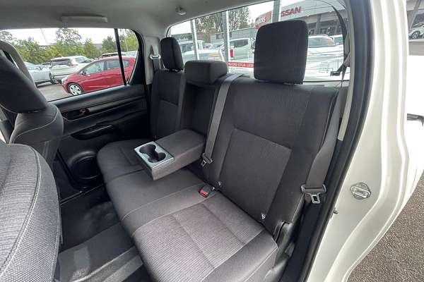 2021 Toyota Hilux SR GUN126R 4X4