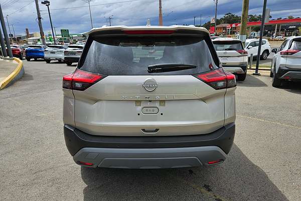 2024 Nissan X-TRAIL ST-L T33