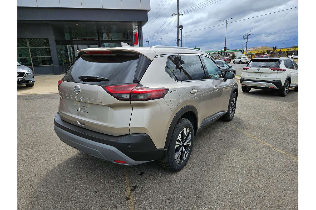 2024 Nissan X-TRAIL ST-L T33