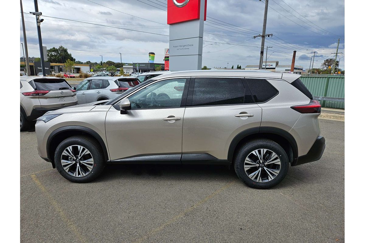 2024 Nissan X-TRAIL ST-L T33