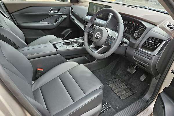 2024 Nissan X-TRAIL ST-L T33