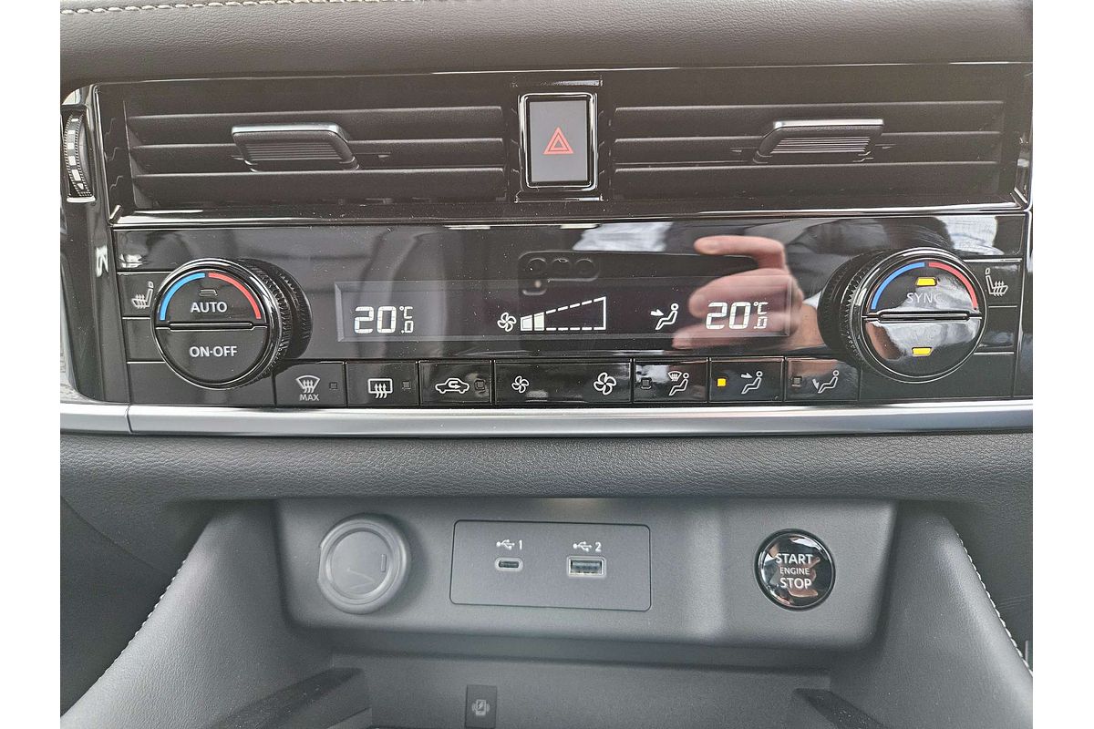 2024 Nissan X-TRAIL ST-L T33