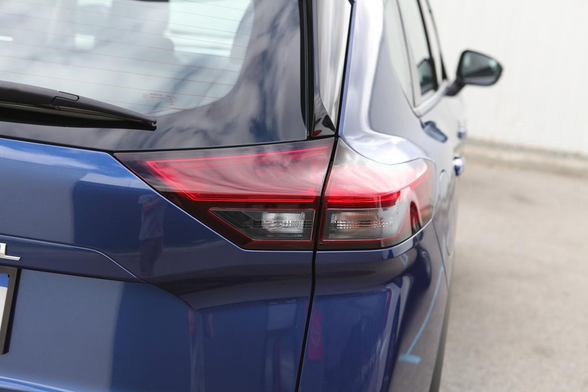 2024 Nissan X-TRAIL ST T33