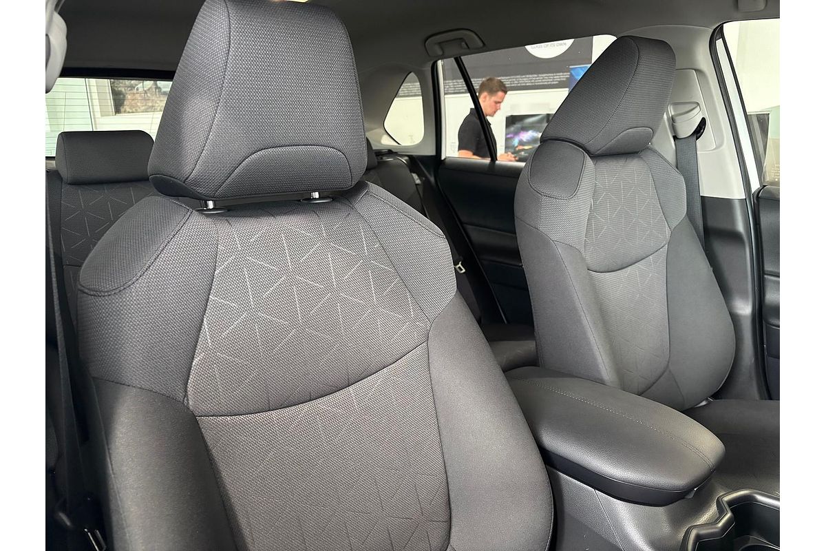 2023 Toyota RAV4 GXL MXAA52R