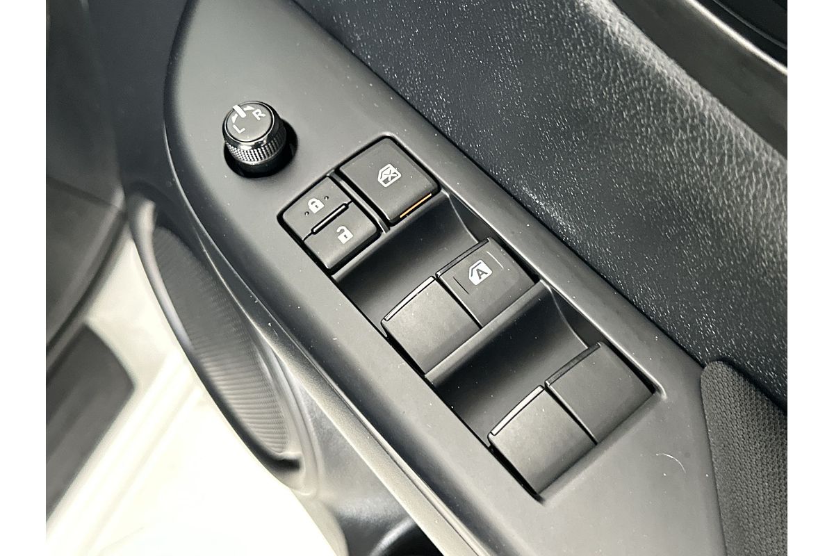 2018 Toyota Hilux Workmate GUN125R 4X4