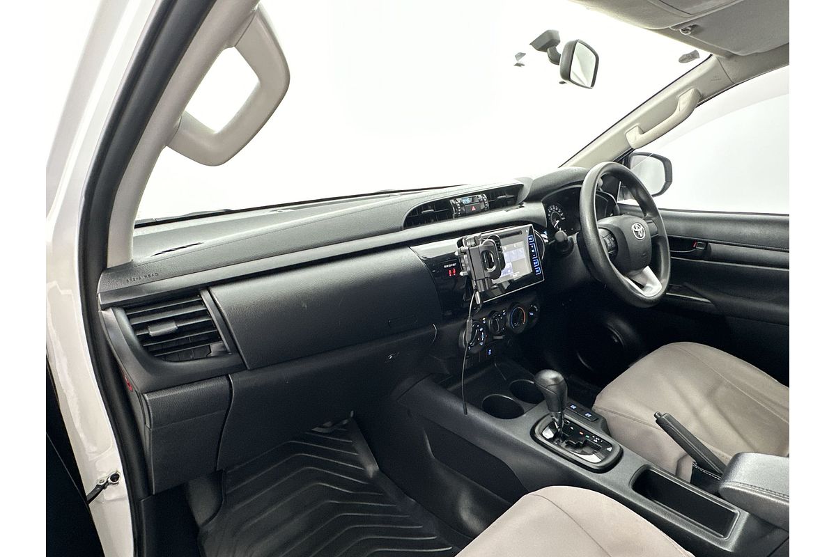 2018 Toyota Hilux Workmate GUN125R 4X4