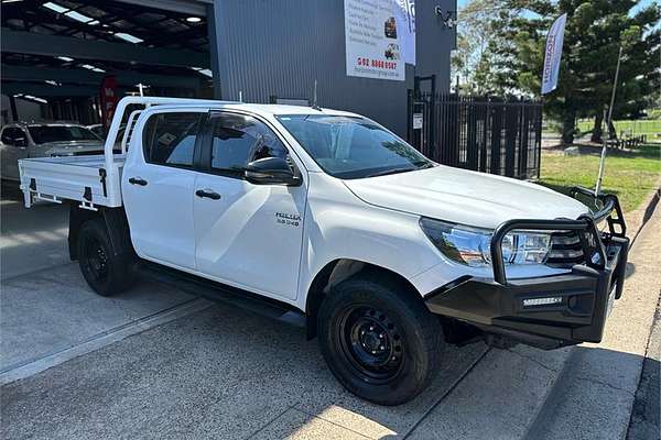 2017 Toyota HILUX SR (4x4) GUN126R MY17