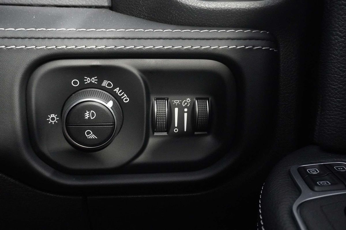 2023 RAM 2500 Laramie DJ 4X4