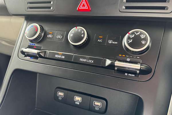2022 Kia Carnival S KA4