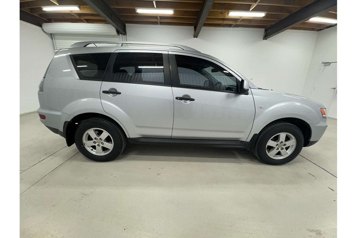 2009 Mitsubishi Outlander LS ZG