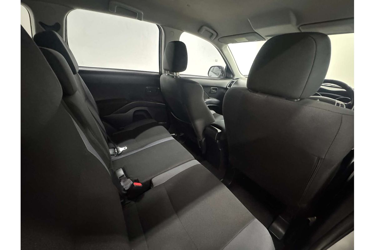 2009 Mitsubishi Outlander LS ZG